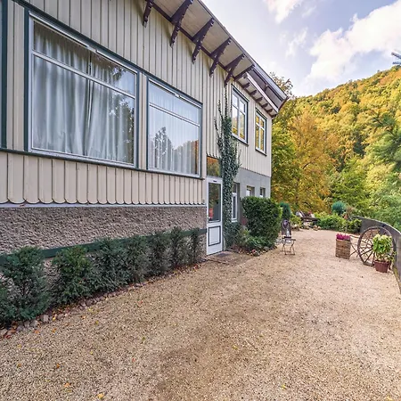 Helle Mit Terrasse Und Sauna, Cleaning Included *