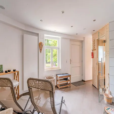 Helle Mit Terrasse Und Sauna, Cleaning Included *